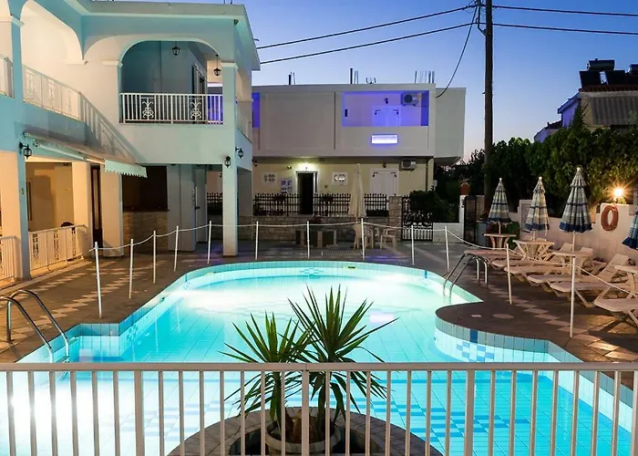 Anna Studios & Apartments