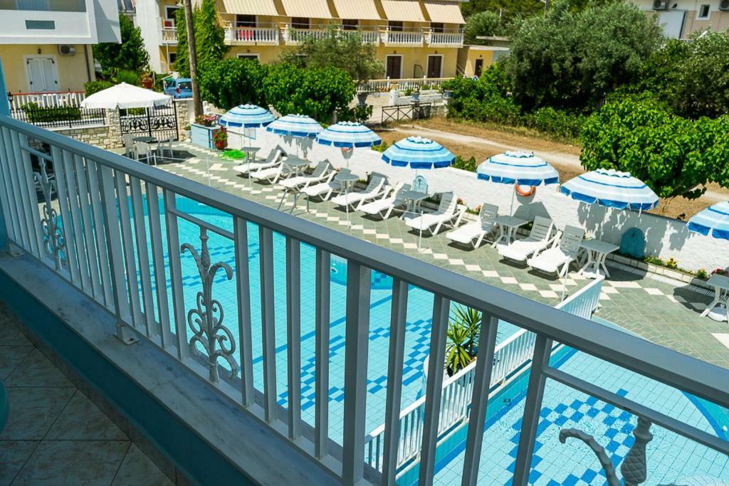 Anna & Hotel Laganas